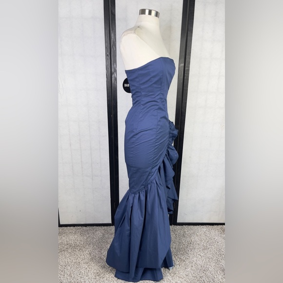 Babyboo ANGELINA MAXI DRESS Navy Maxi Dress. Size: XS - Picture 6 of 13